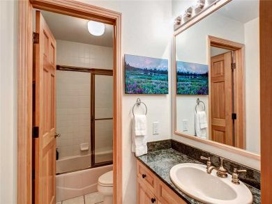 Breckenridge Home 925824 Breckenridge Home 925824