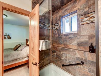 Breckenridge Home 925828 Breckenridge Home 925828