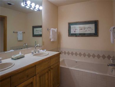 Breckenridge Home 925855 Breckenridge Home 925855