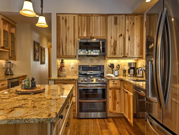 Four Bedroom Mountain Home in Keystone 4 Bedrooms Sleeps 12