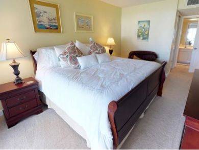 Holmes Beach Vacation Condo Sleeps Four Guests
