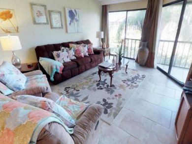 Holmes Beach Vacation Condo Sleeps Four Guests