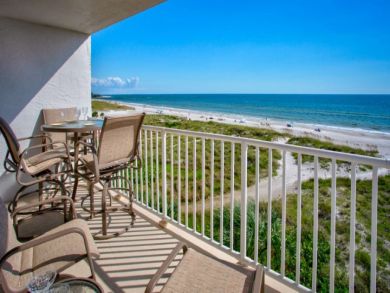 Madeira Vacation Condo Sleeps Six Guests