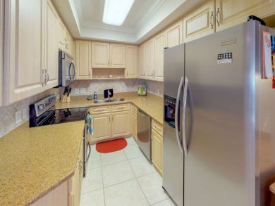 Madeira Vacation Condo Sleeps Six Guests