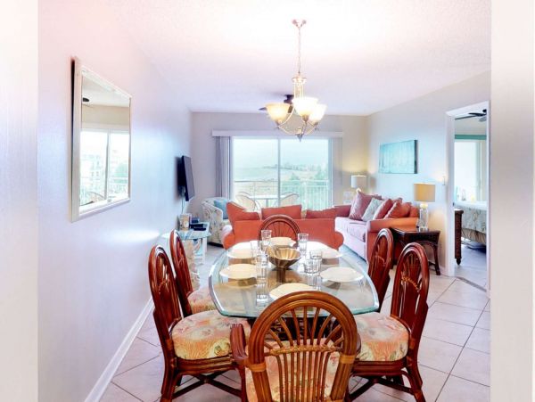 Two Bedroom Gulf Front Vacation Condo in Madeira Beach
