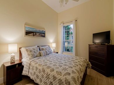 Naples Luxury Vacation Rental Home 3 Bedrooms Sleeps 6