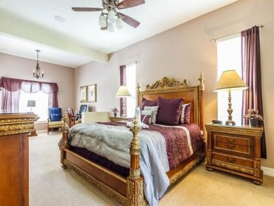 Five Bedroom Vacation Home Private Caged Pool in Kissimmee