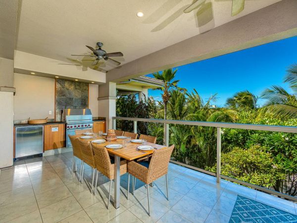Wailea Gorgeous Three Bedroom Vacation Rental Sleeps 8
