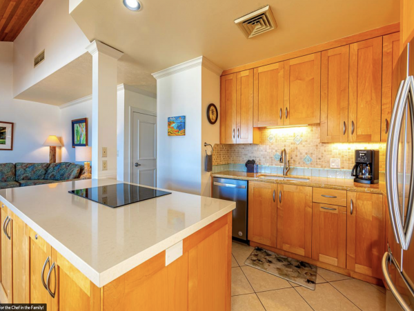 Kihei Vacation Beach Condo Two Bedrooms Sleeps Four Guests