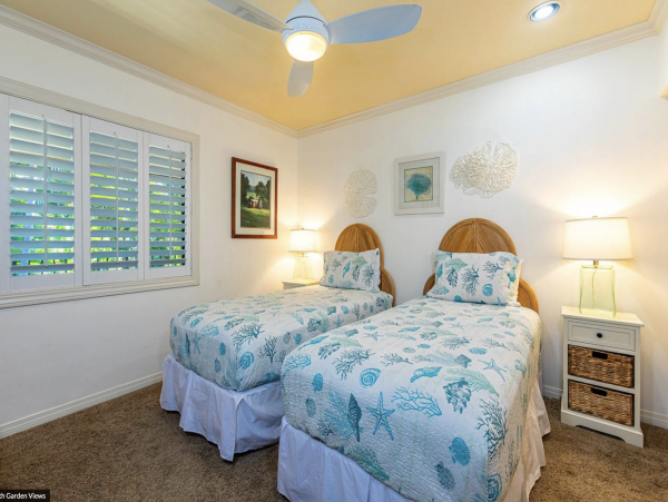 Kihei Vacation Beach Condo Two Bedrooms Sleeps Four Guests