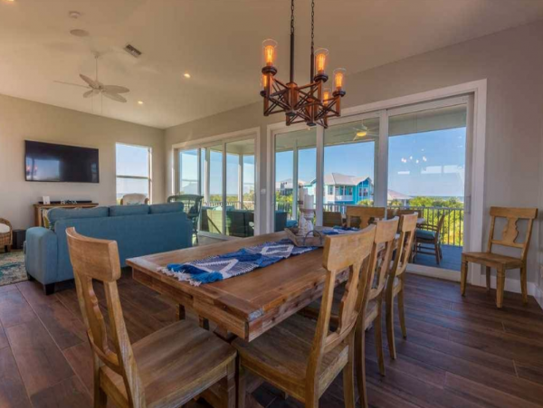 Captiva Luxury Vacation Rental Sleeps Eight Guests