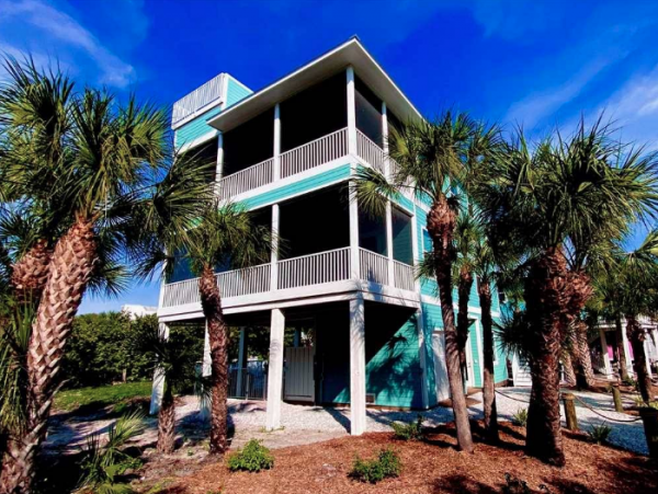 Captiva Luxury Vacation Rental Sleeps Eight Guests