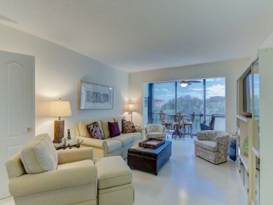 Siesta Key Updated 2 Bedroom Vacation Condo Sleeps Five