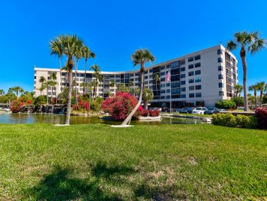 Siesta Key Updated 2 Bedroom Vacation Condo Sleeps Five
