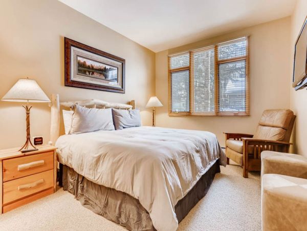 Ski in Ski Out residence