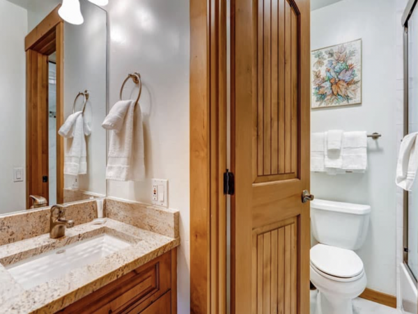 Luxury Mountain Townhome Three Bedrooms Plus a Loft