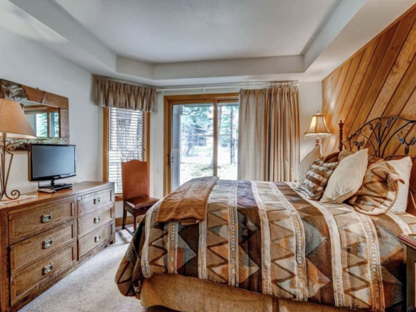 Luxury Mountain Townhome Three Bedrooms Plus a Loft