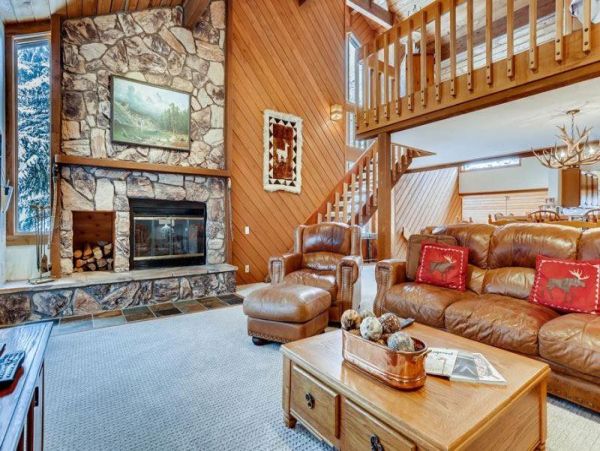 Mountain Retreat with 3 Bedrooms in Avon