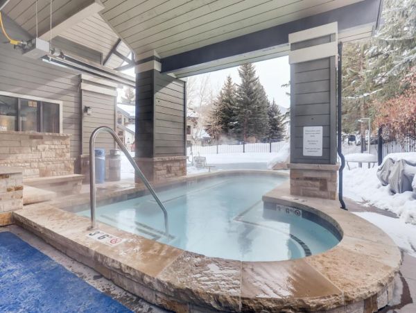 Mountain Retreat with 3 Bedrooms in Avon