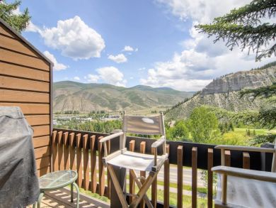 Beaver Creek 3 Bedroom 3 Bath Townhome