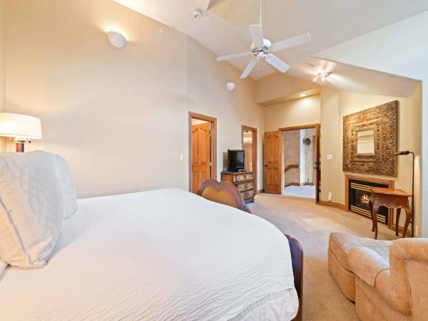 Beaver Creek Ultimate Mountain Retreat Sleeps 8 Guests