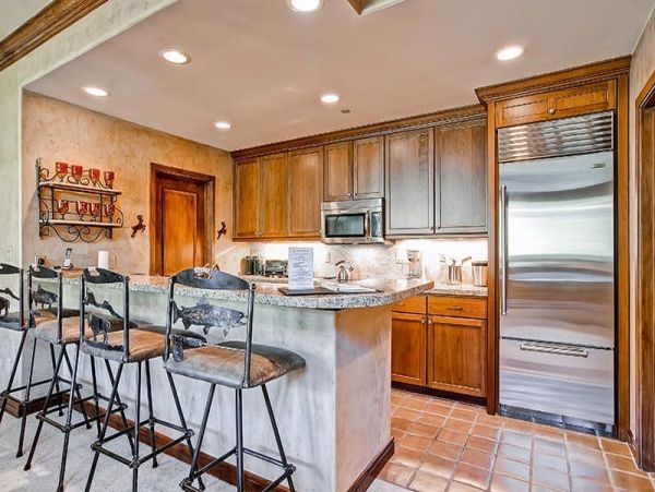Spacious and chic home with EXCELLENT SKI ACCESS