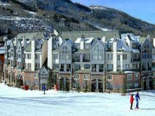 Ski in Ski out Highlands Slopeside