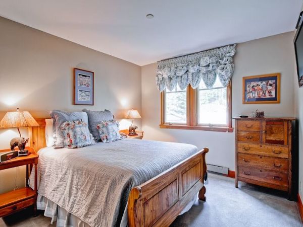 Mountain View Four Bedroom Twonhome in Beaver Creek