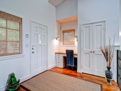 Four Bedroom Townhome with Views of Slopes!