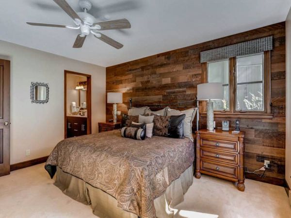 Multi Level Townhome with Views of Slopes