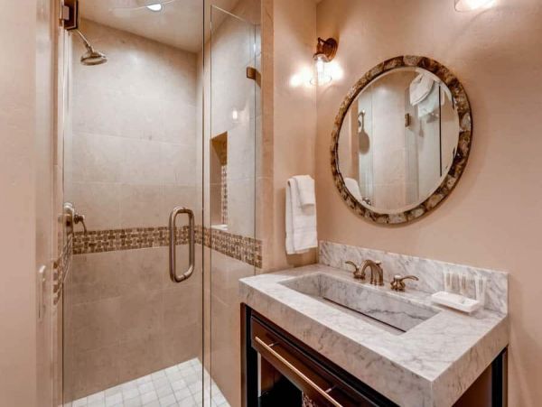 Multi Level Townhome with Views of Slopes