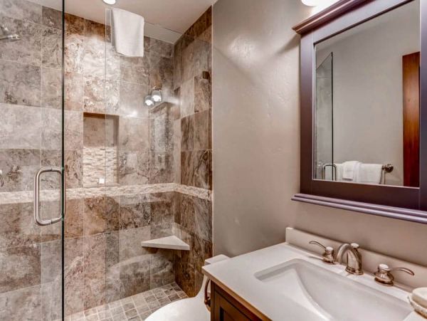 Multi Level Townhome with Views of Slopes