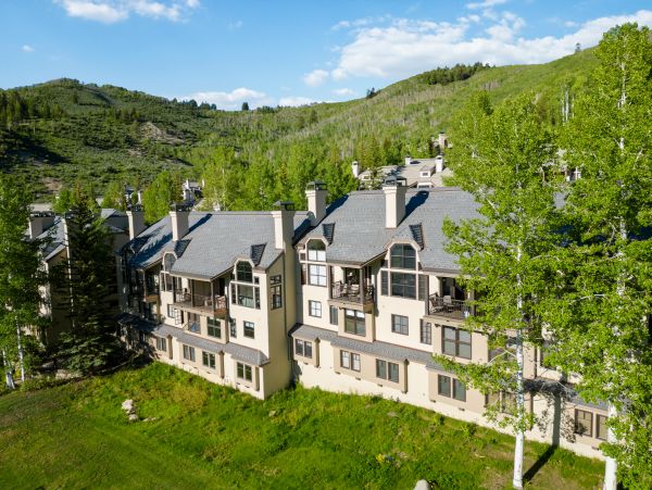 Beaver Creek Four Bedroom Vacation Townhome Walk to Lifts