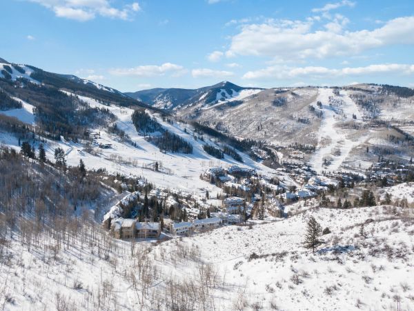 Beaver Creek Four Bedroom Vacation Townhome Walk to Lifts