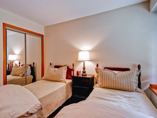 Beaver Creek Four Bedroom Vacation Townhome Walk to Lifts