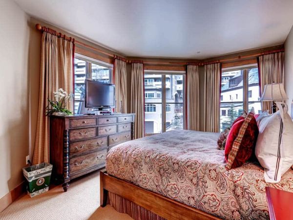 Classy Understated Elegance in Beaver Creek