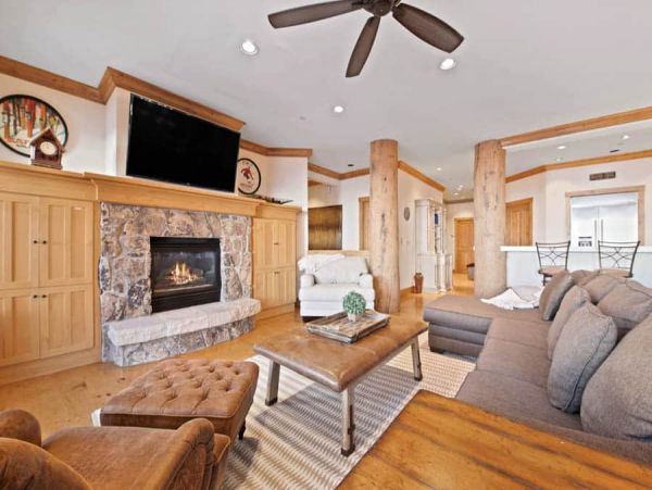 Ski in Ski out Townhome and Walk to Village - additional view, photo 4
