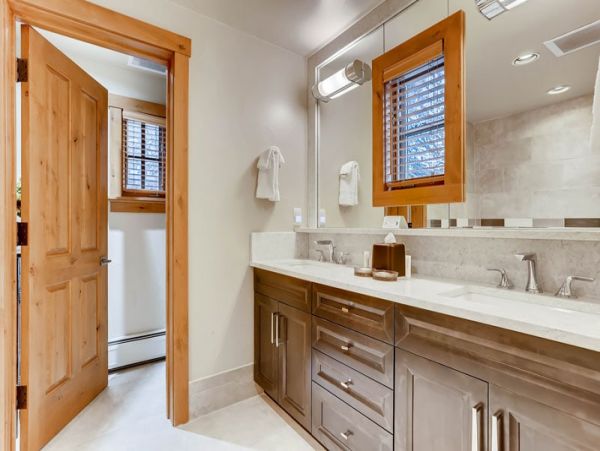Ski in Ski out Beaver Creek Village Townhome