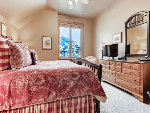 Ski in Ski out Beaver Creek Village Townhome