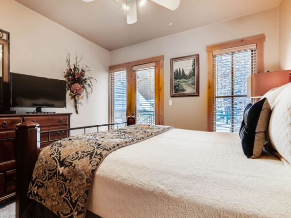 Ski in Ski out Beaver Creek Village Townhome