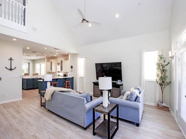 Captiva Island Vacation Home Short Walk to Beach 10 Guests