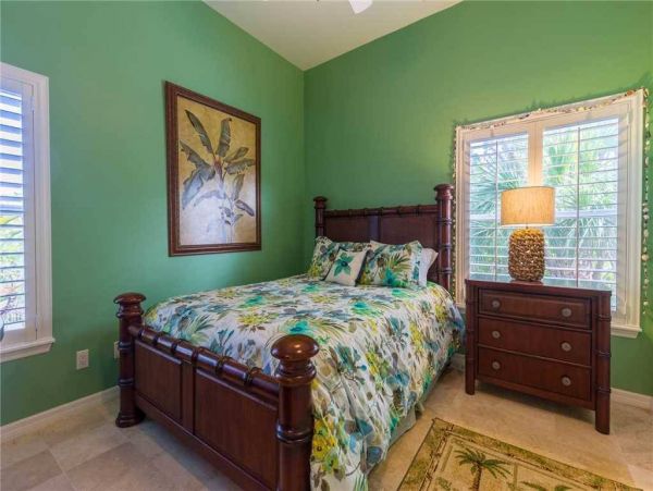 Captiva Island Luxury Vacation Home Walk to Beach