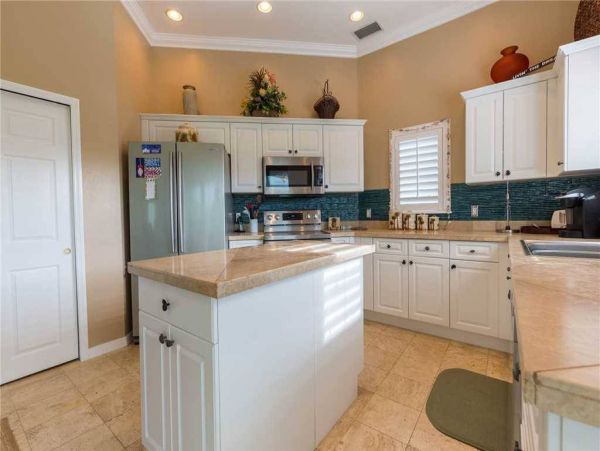 Captiva Island Luxury Vacation Home Walk to Beach