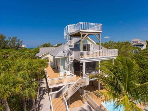 Captiva Island Luxury Vacation Home Walk to Beach
