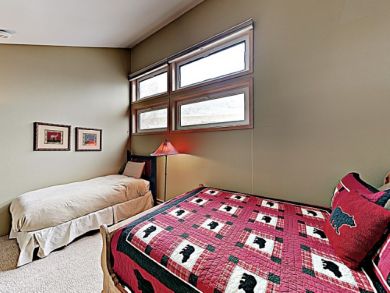 Two Bedroom Plus Loft Rental Condo in Vail