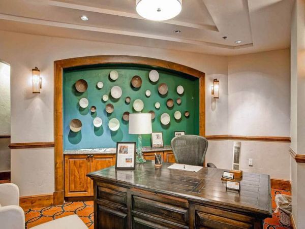 Exclusive Mountain Interior Great Location