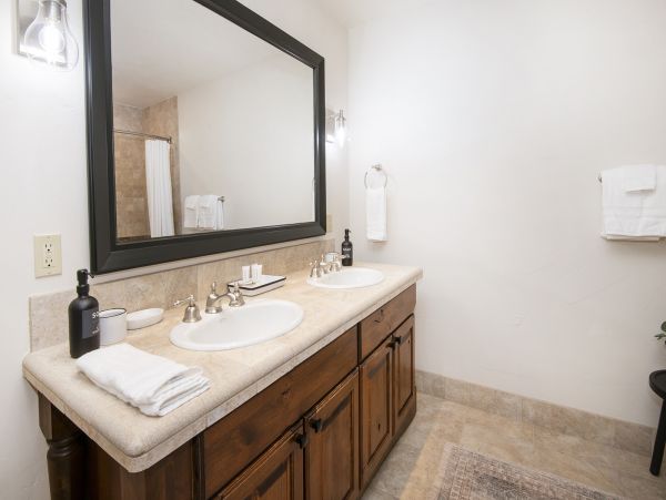 Beaver Creek Vacation Rental - Avon, Colorado Condo with Pool & Shuttle