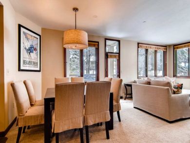 Luxury Three Bedroom Condo Ski-in Ski-out
