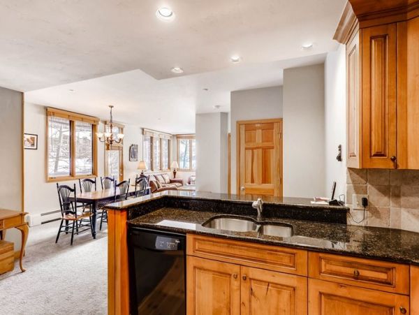 Ski in Ski out Beaver Creek Vacation sleeps 7