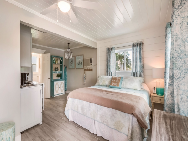 Walk to the Beach From This Studio Condo